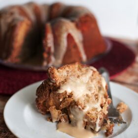 Fresh Apple Cake