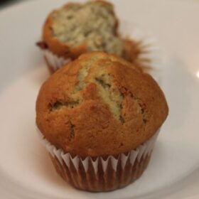 Easy Moist Banana Muffins